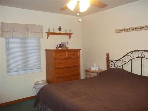903 9th St, Irwin, PA 15642 photo 9