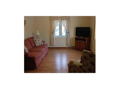 903 9th St, Irwin, PA 15642 photo 5
