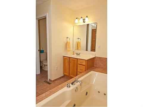 606 Oakhurst, Irwin, PA 15642 photo 15
