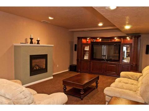 606 Oakhurst, Irwin, PA 15642 photo 22