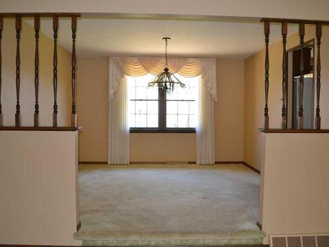 5933 Graybrooke Dr, Export, PA 15632 photo 3
