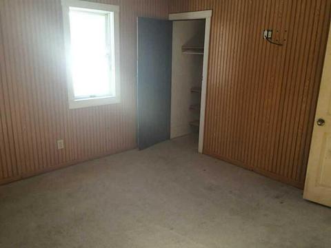 422 First Ave, New Eagle, PA 15067 photo 14