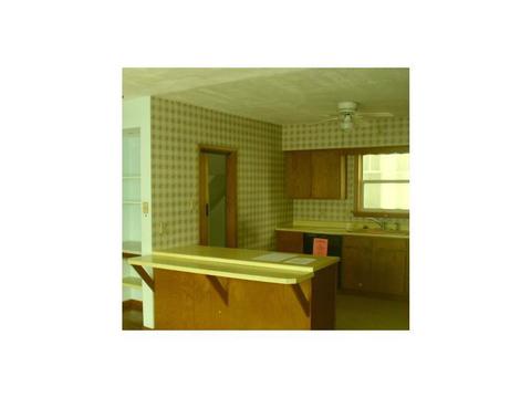 751 7th Ave, Coraopolis, PA 15108 photo 7