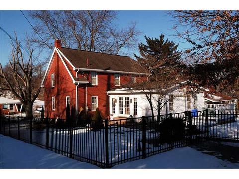 745 Spring St, Harmony, PA 16037 photo 2