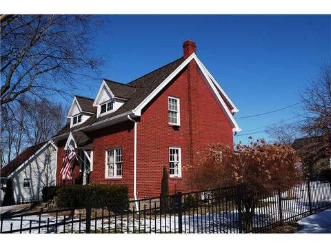 745 Spring St, Harmony, PA 16037 photo 4