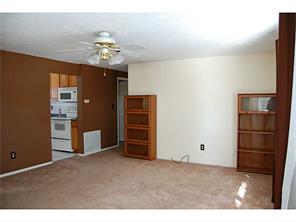 1776 Ivanhoe Dr, Irwin, PA 15642 photo 6