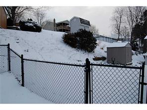 1776 Ivanhoe Dr, Irwin, PA 15642 photo 3
