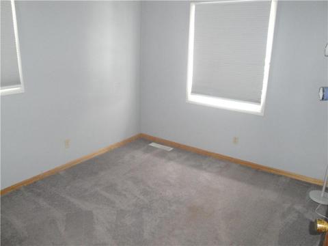 809 Maple Ave, New Eagle, PA 15067 photo 12