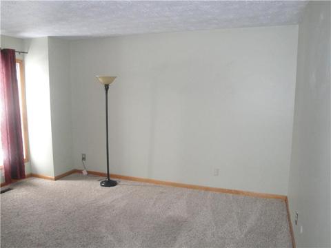 809 Maple Ave, New Eagle, PA 15067 photo 9