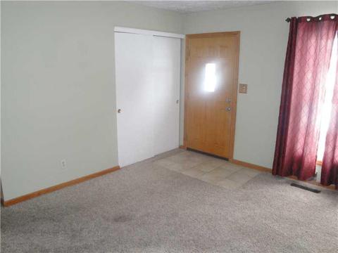 809 Maple Ave, New Eagle, PA 15067 photo 10