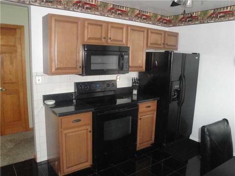 809 Maple Ave, New Eagle, PA 15067 photo 3