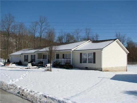 14087 Mike Rd, Irwin, PA 15642 photo 1