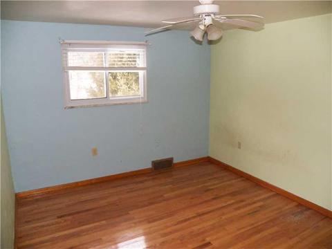 253 Orr Ave, Apollo, PA 15613 photo 3