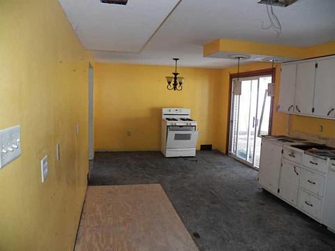 253 Orr Ave, Apollo, PA 15613 photo 9
