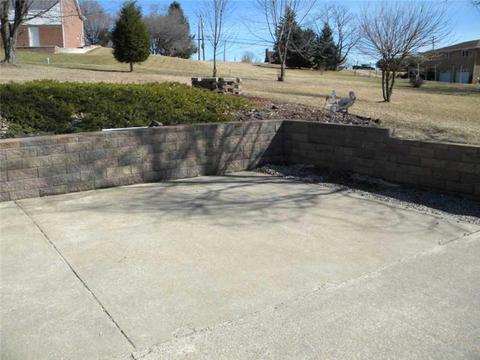 122 Circle Dr, Irwin, PA 15642 photo 24