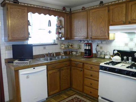 122 Circle Dr, Irwin, PA 15642 photo 3
