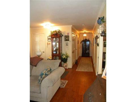 122 Circle Dr, Irwin, PA 15642 photo 11