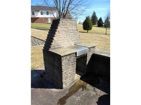 122 Circle Dr, Irwin, PA 15642 photo 20