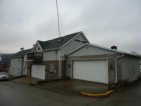 331 Third St, Smithton, PA 15479 photo 4