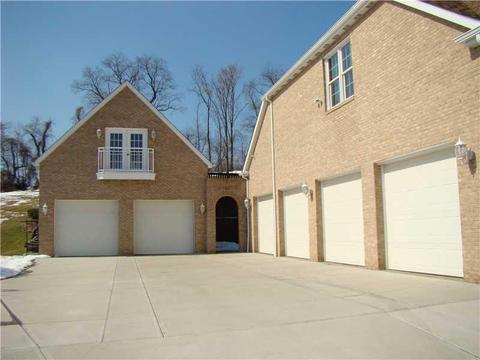 10 Crystol Ct, Irwin, PA 15642 photo 25