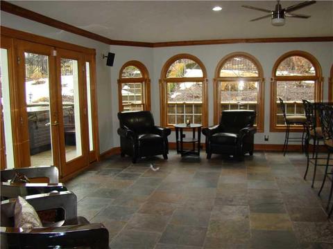 10 Crystol Ct, Irwin, PA 15642 photo 12