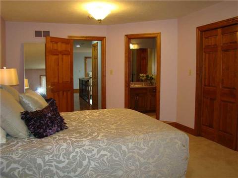 10 Crystol Ct, Irwin, PA 15642 photo 19