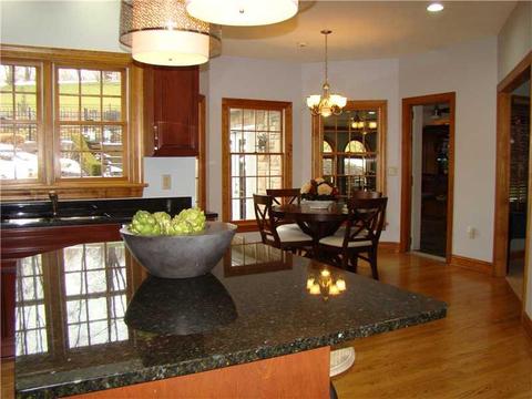 10 Crystol Ct, Irwin, PA 15642 photo 8