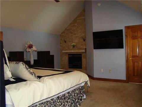 10 Crystol Ct, Irwin, PA 15642 photo 16