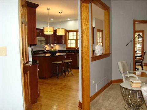 10 Crystol Ct, Irwin, PA 15642 photo 5