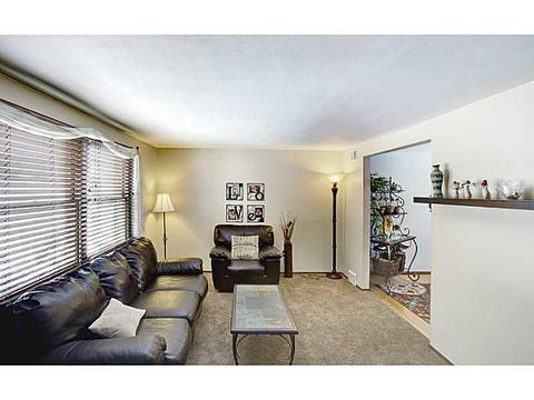 36 Dover Rd, Irwin, PA 15642 photo 4