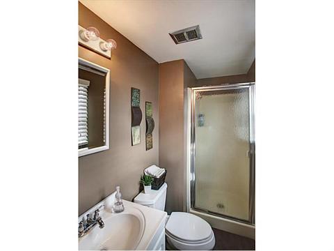 36 Dover Rd, Irwin, PA 15642 photo 12