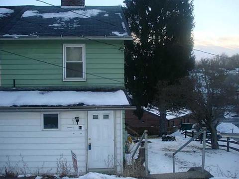 14 Maple St, Muse, PA 15350 photo 1