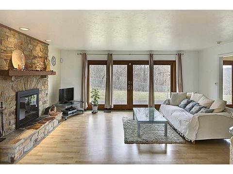 5760 Evans, PA 15632 photo 6
