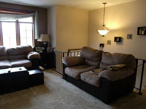 16 Lorrie Dr, Irwin, PA 15642 photo 3