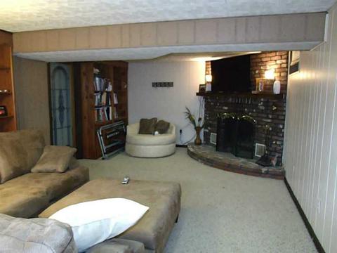 16 Lorrie Dr, Irwin, PA 15642 photo 11