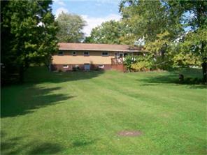 220 Brickyard Rd, Mars, PA 16046 photo 1