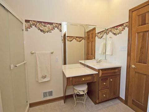265 Arrowhead Ln, Eighty Four, PA 15330 photo 12