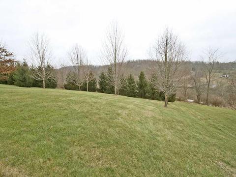 265 Arrowhead Ln, Eighty Four, PA 15330 photo 25