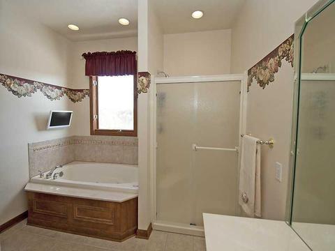 265 Arrowhead Ln, Eighty Four, PA 15330 photo 13