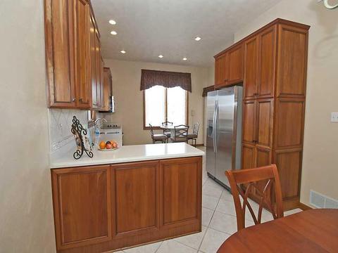 265 Arrowhead Ln, Eighty Four, PA 15330 photo 8