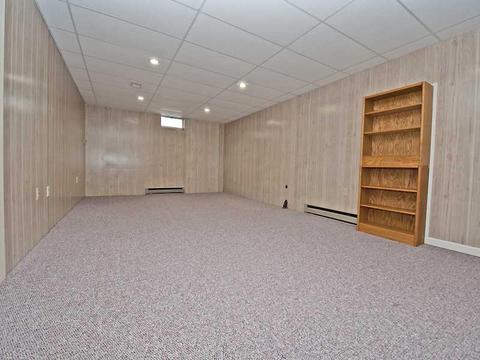 205 Arrowhead Ln, Eighty Four, PA 15330 photo 16