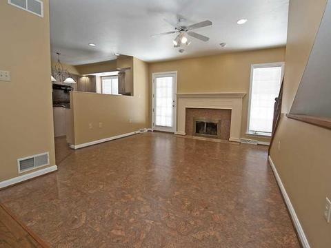 205 Arrowhead Ln, Eighty Four, PA 15330 photo 5