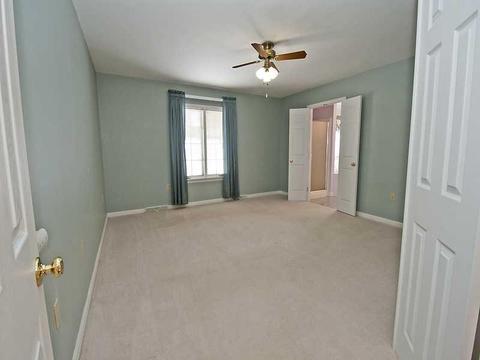 205 Arrowhead Ln, Eighty Four, PA 15330 photo 11