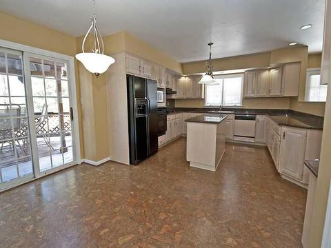 205 Arrowhead Ln, Eighty Four, PA 15330 photo 7