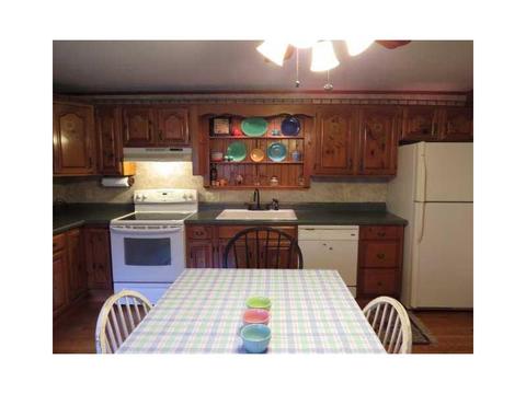 127 Aviation Ln, Export, PA 15632 photo 6