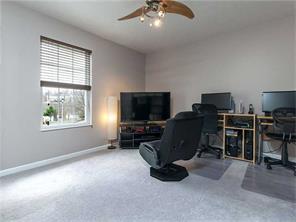 517 Overhead Dr, Coraopolis, PA 15108 photo 7