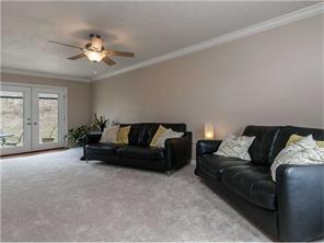 517 Overhead Dr, Coraopolis, PA 15108 photo 13
