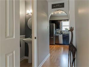 517 Overhead Dr, Coraopolis, PA 15108 photo 5