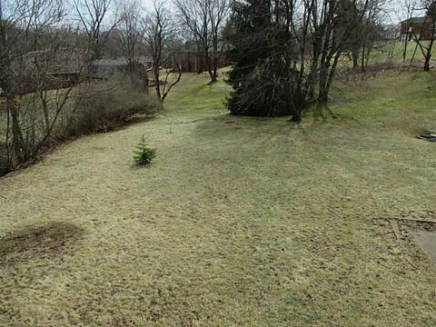 109 Circle Dr, Monaca, PA 15061 photo 6