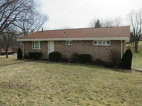 109 Circle Dr, Monaca, PA 15061 photo 1